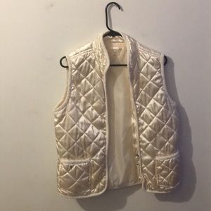 Pearly White vest